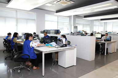 Office-silhouette-3